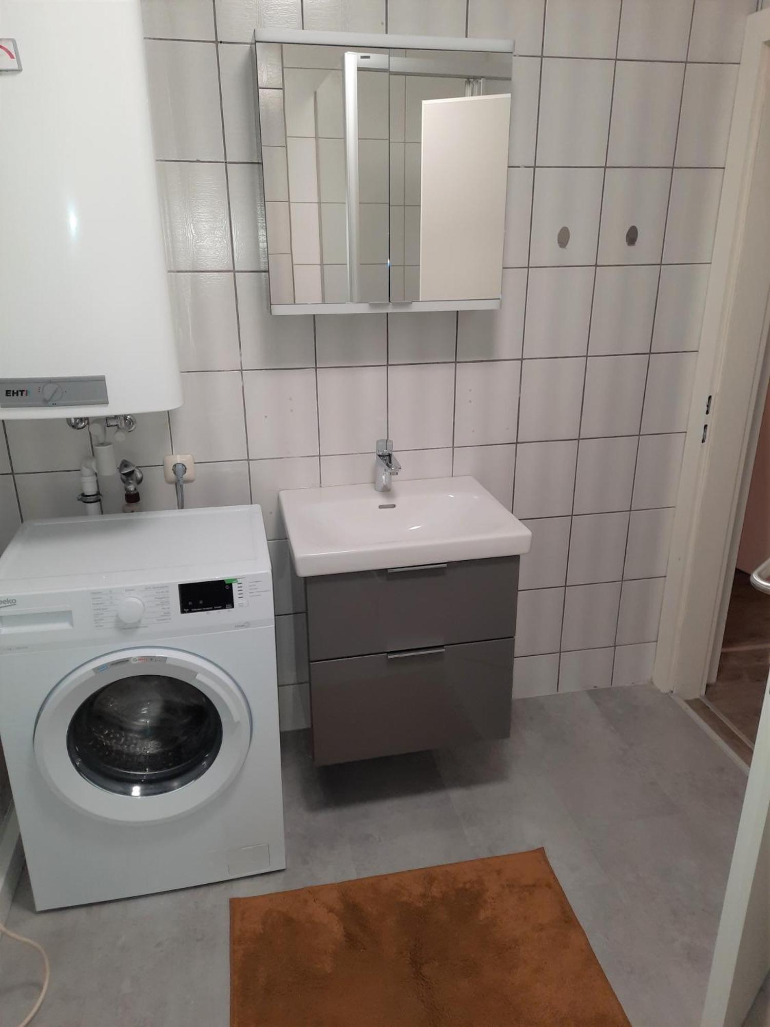 Ferienwohnung Im Zentrum Mit Balkon Und Parkplatz Гмунден Экстерьер фото